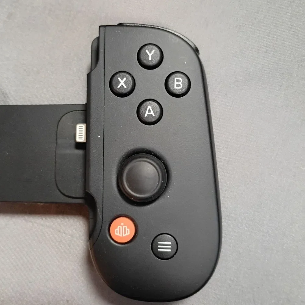 Backbone One Controller for iPhone Lightning Compatible BB-02-B-R with hard case